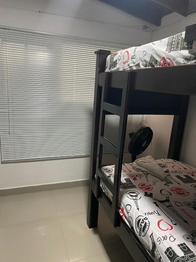 Apartamentos Excelente Ubicacion Medellín Exterior foto