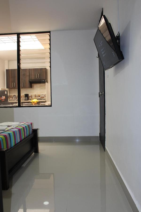 Apartamentos Excelente Ubicacion Medellín Exterior foto
